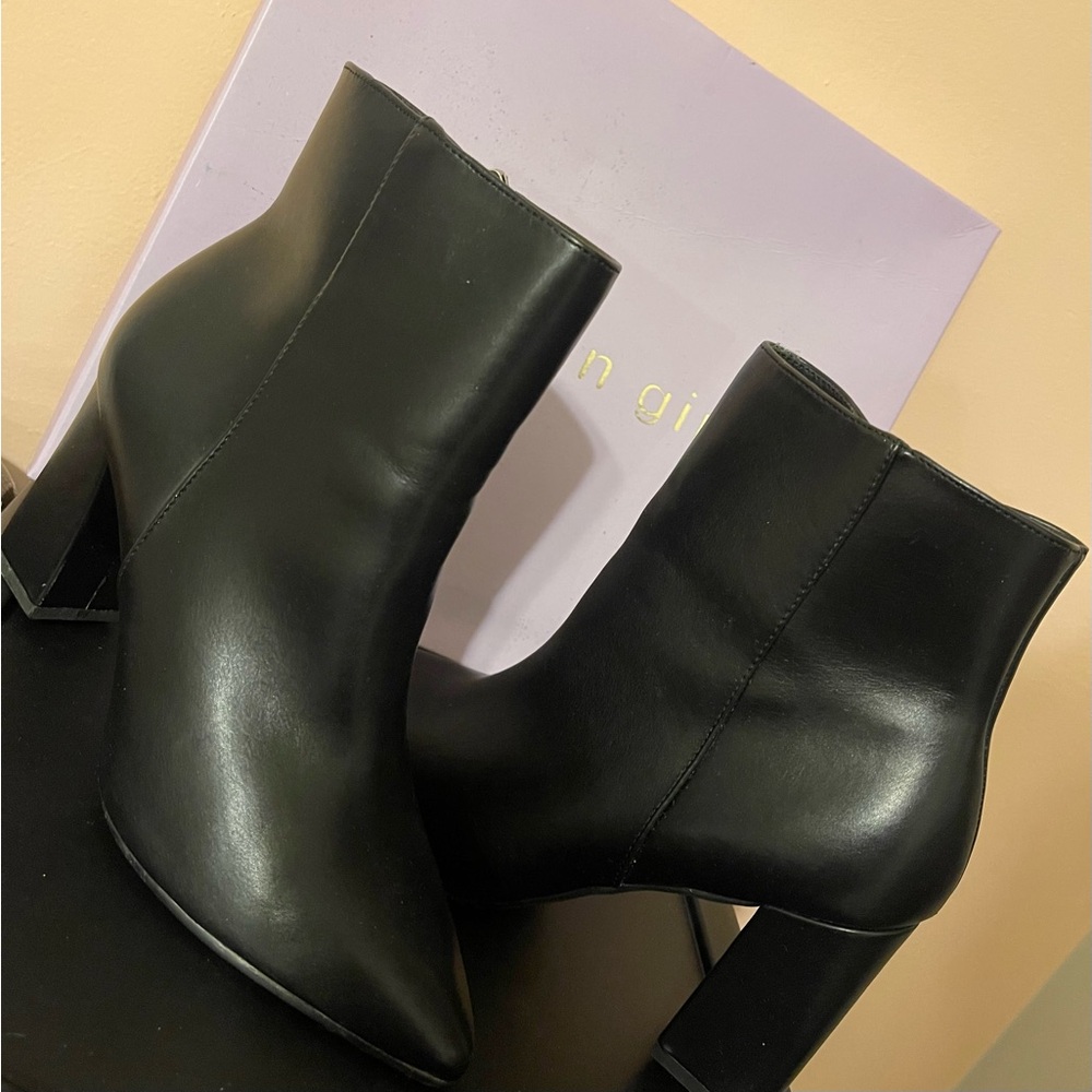 Women shoes